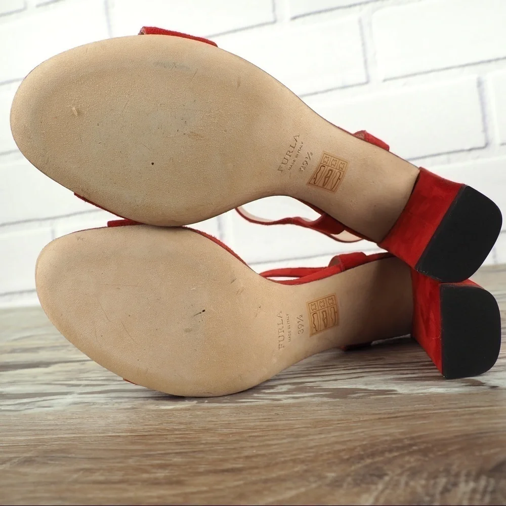 FURLA sz 39.5 METROPOLIS SANDAL ANKLE STRAP PEPERONCINO red suede strappy